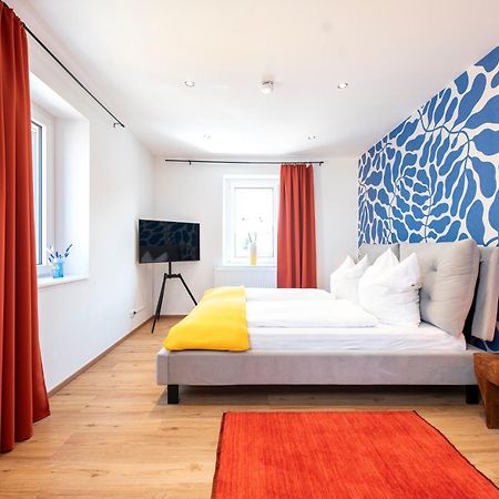 Bunter Hund Apartments - Zentrales Apartment, Parkplatz, Wintergarten, Kinderzimmer Ротенбург-на-Таубері Екстер'єр фото