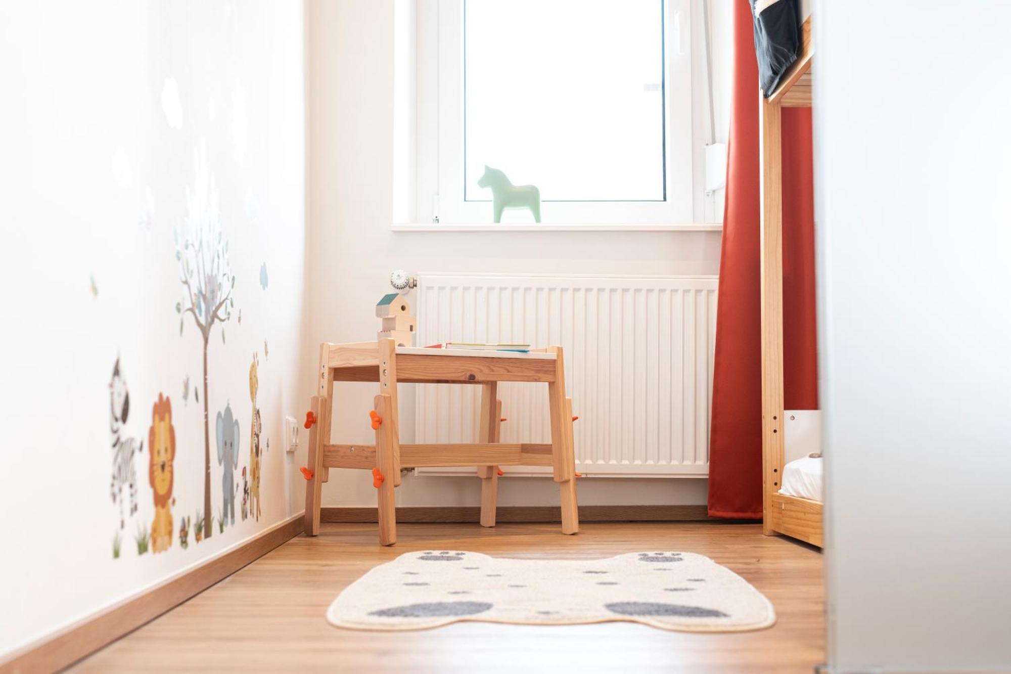 Bunter Hund Apartments - Zentrales Apartment, Parkplatz, Wintergarten, Kinderzimmer Ротенбург-на-Таубері Екстер'єр фото