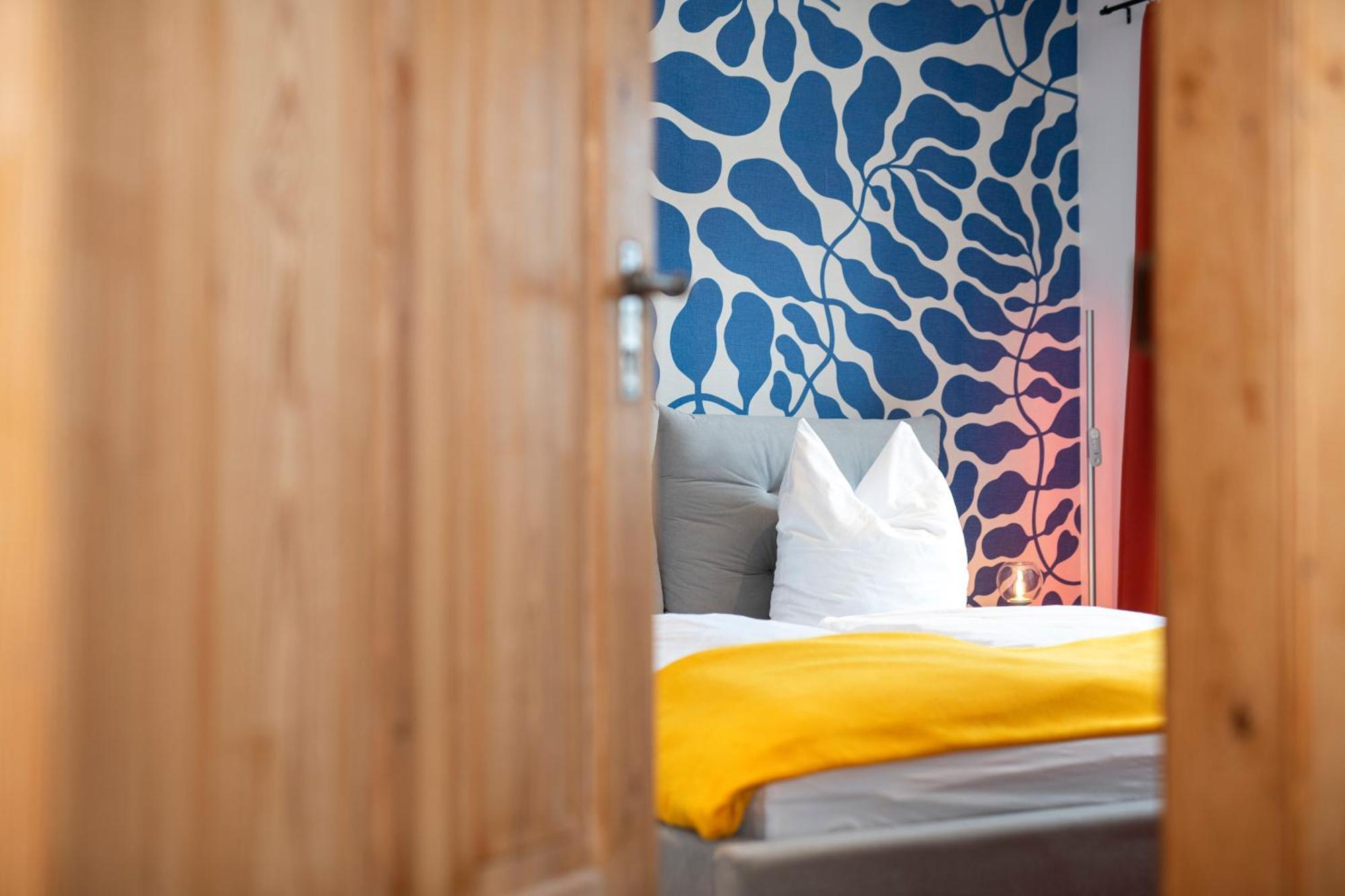 Bunter Hund Apartments - Zentrales Apartment, Parkplatz, Wintergarten, Kinderzimmer Ротенбург-на-Таубері Екстер'єр фото